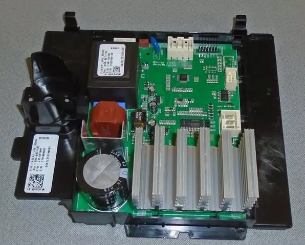 2433101001.jpg