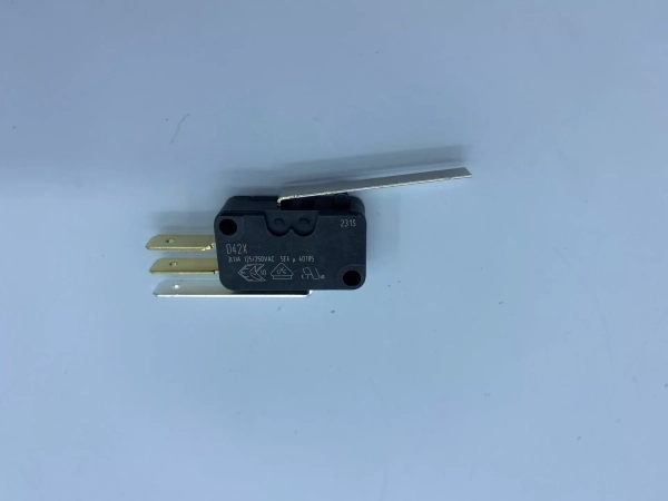 1883240100.jpg