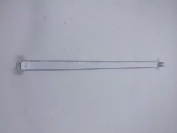 5838300100.jpg