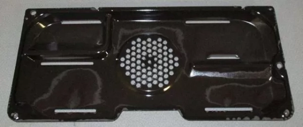 Die Rückseite des Beko-Backofens 219460067