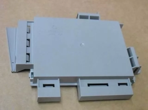 Hintere Modulabdeckung 1755740200